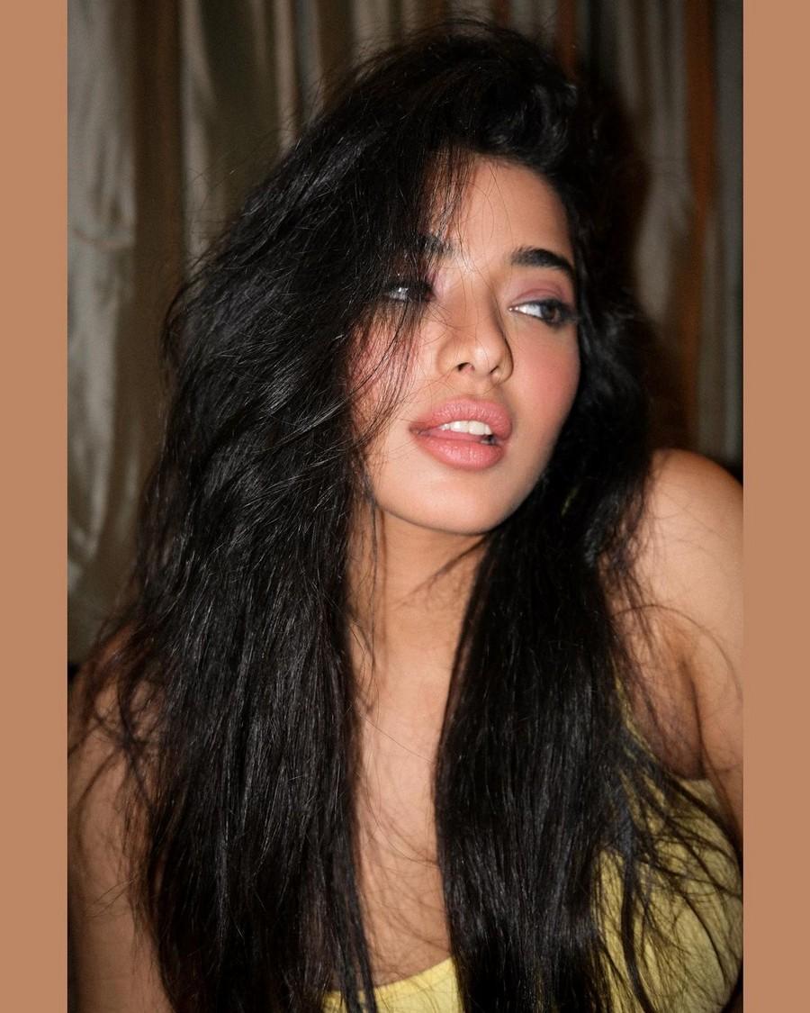 Ketika Sharma 9