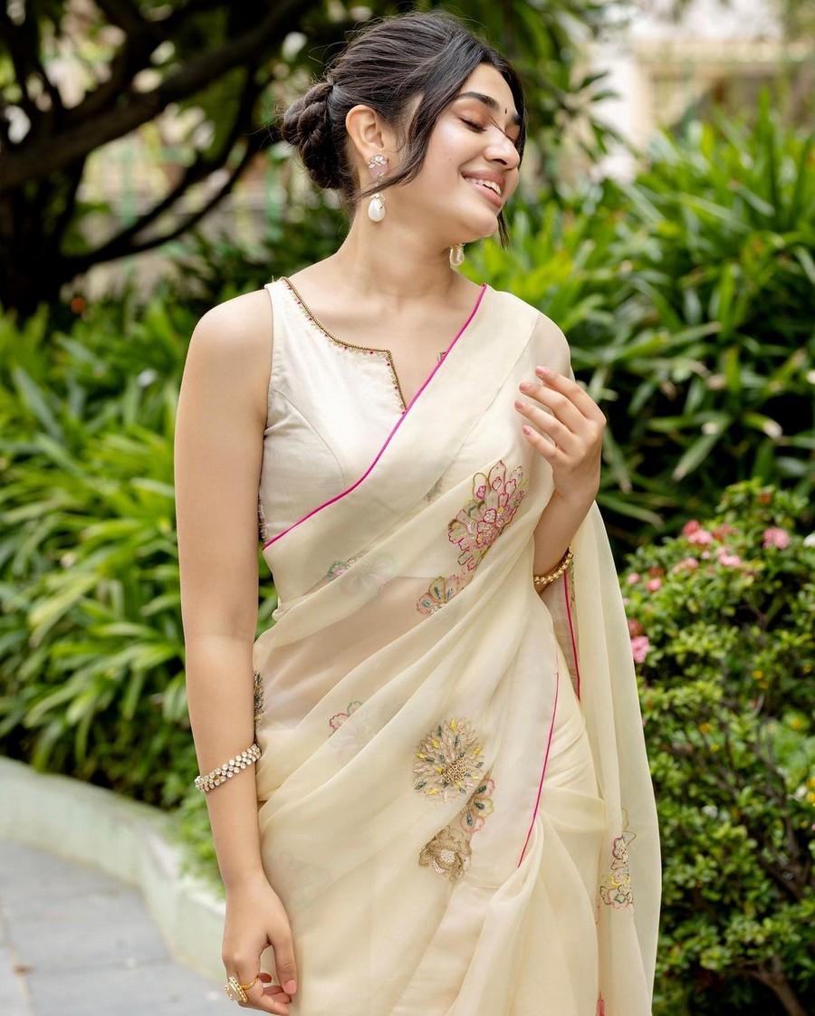 Krithi Shetty 5
