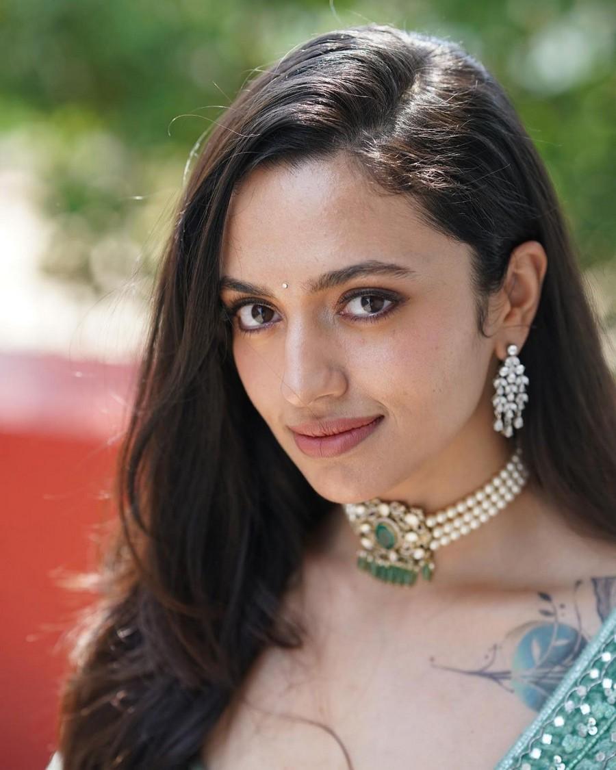 Malvika Nair 6
