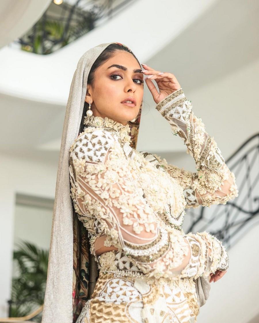 Mrunal Thakur