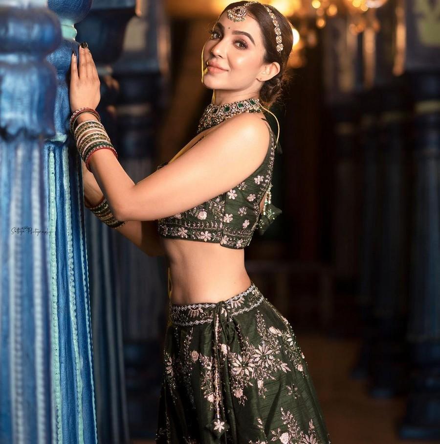 Parvati Nair 15