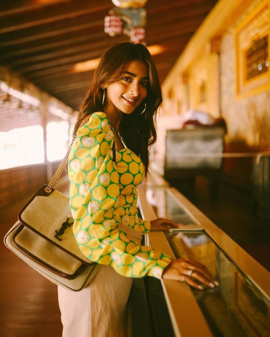 Pooja Hegde 10