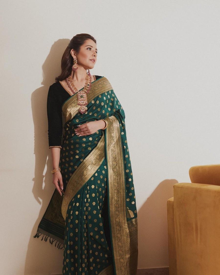 Raashii Khanna 7