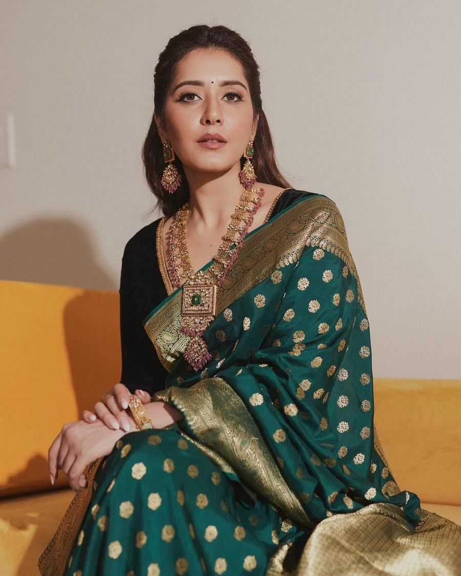 Raashii Khanna 9
