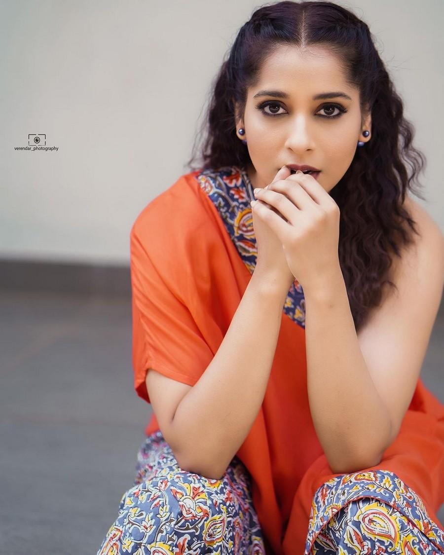 Rashmi Gautam 2