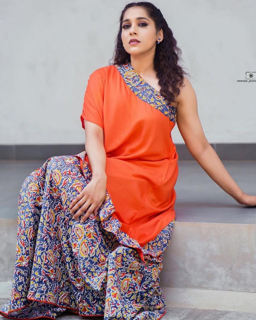 Rashmi Gautam 6