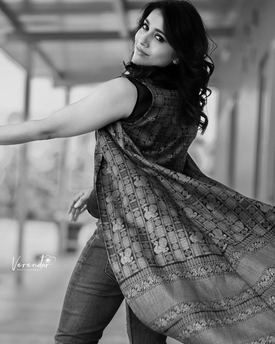 Rashmi Gautam 19
