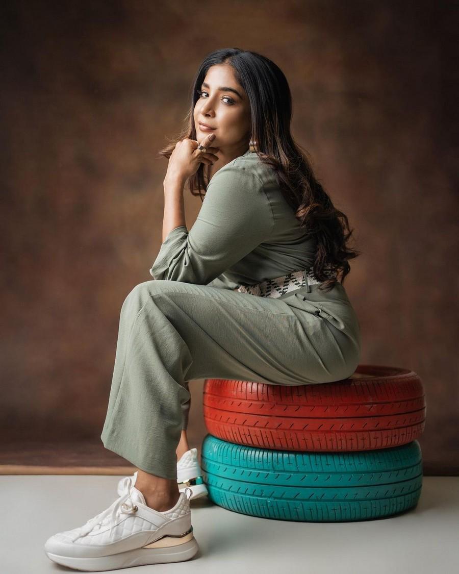 Sakshi Agarwal 9