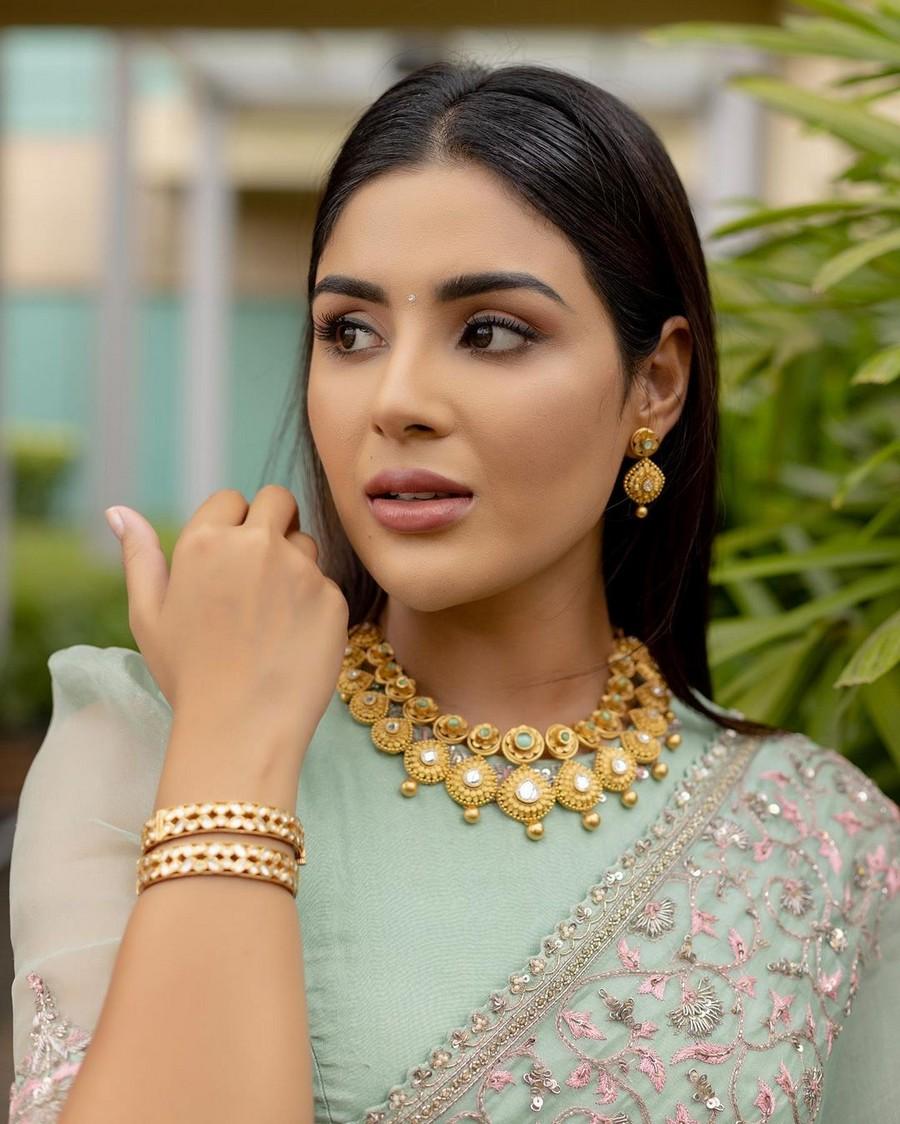 Samyuktha Menon 8