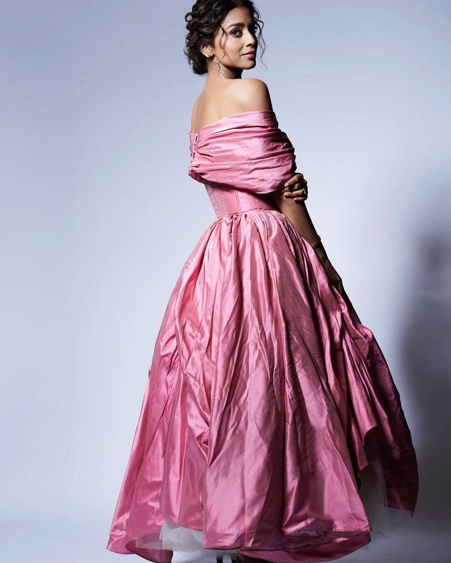 Shriya Saran 2