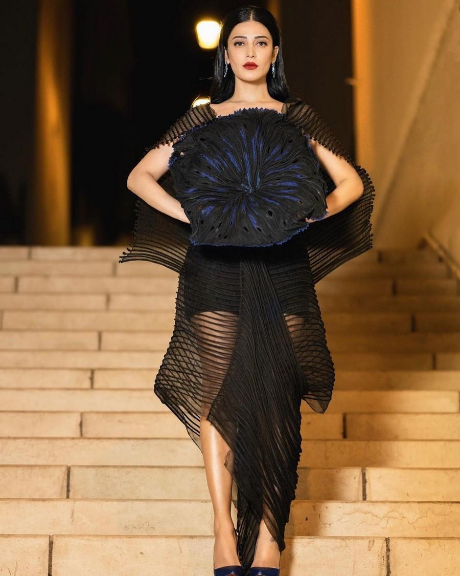 Shruti Haasan 6