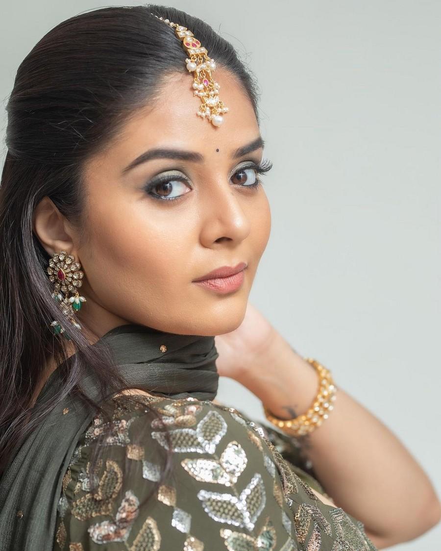 Sreemukhi