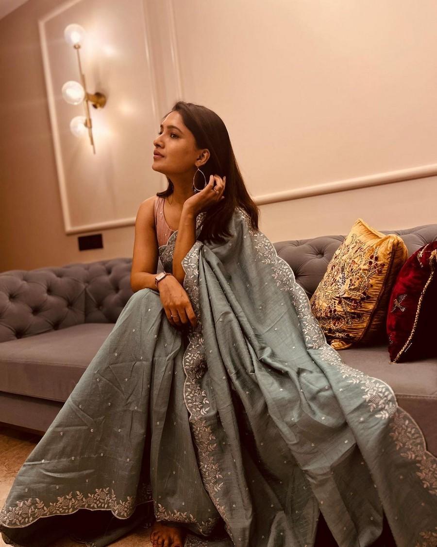 Vani Bhojan 8