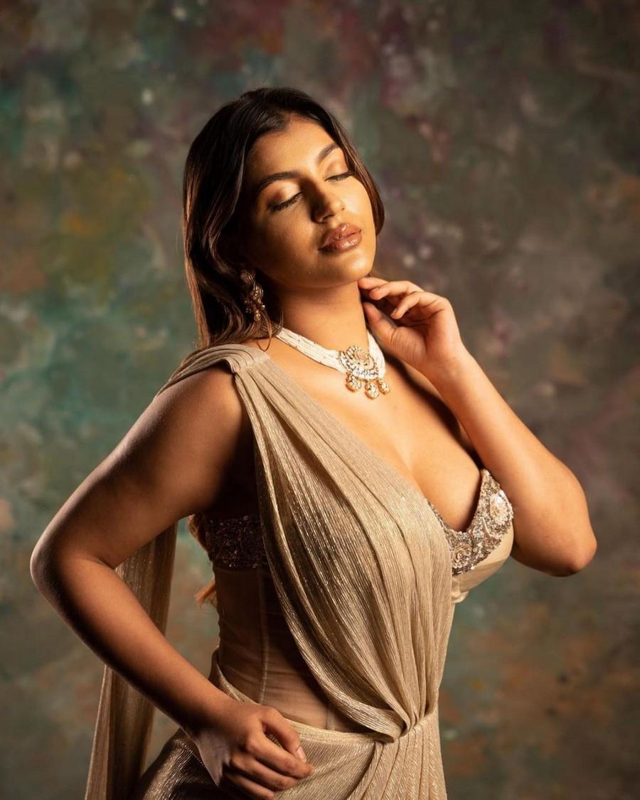 Yashika Aannand 9