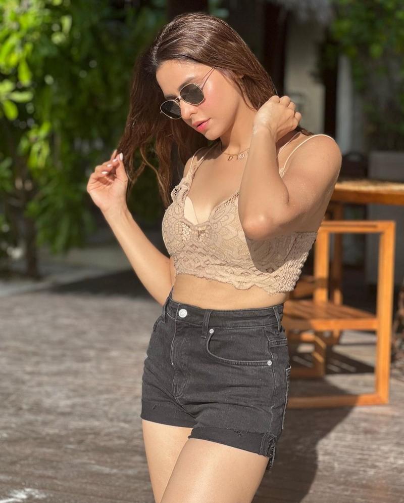 Aamna Sharif 6