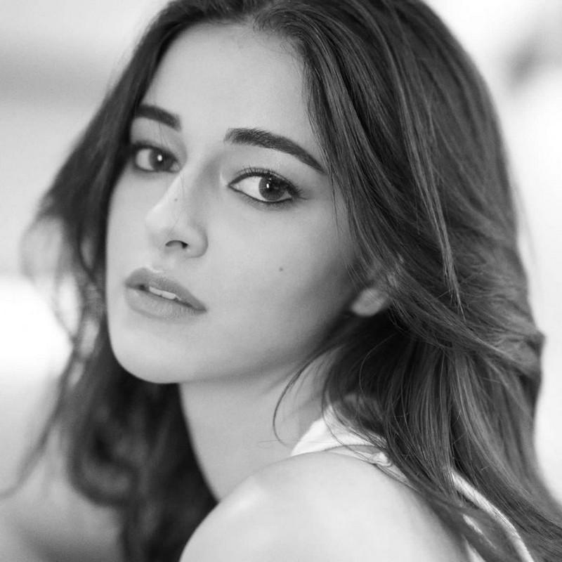 Ananya Pandey 12