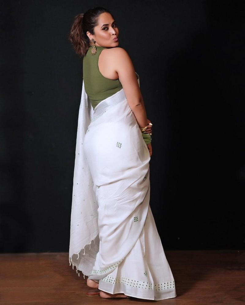Anasuya Bharadwaj 3