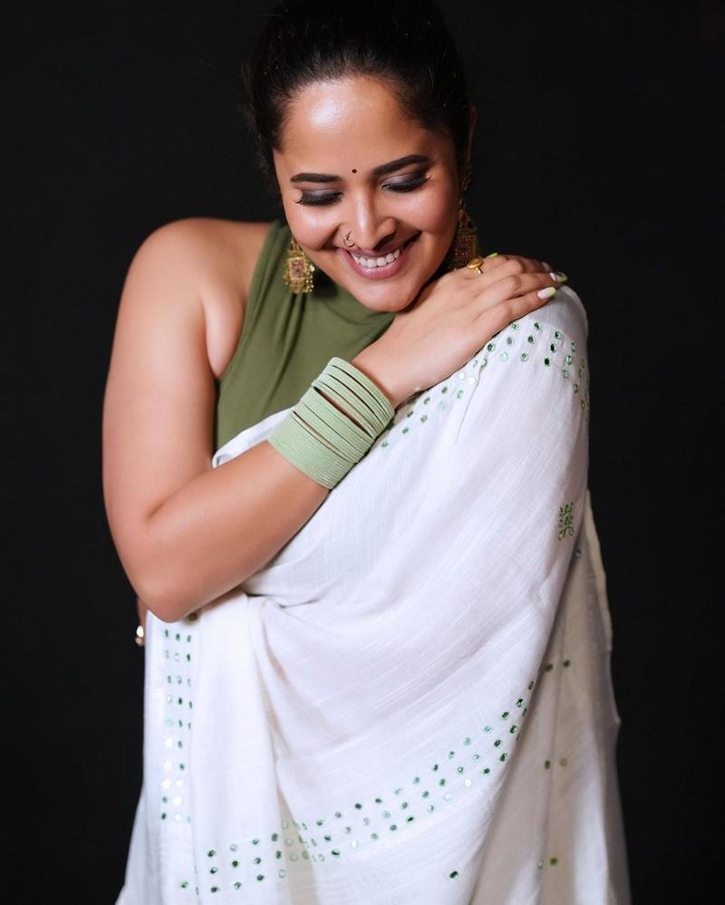 Anasuya Bharadwaj 5