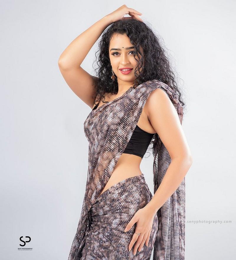 Apsara Rani 12
