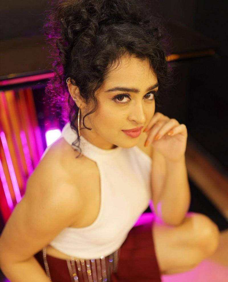 Apsara Rani 2