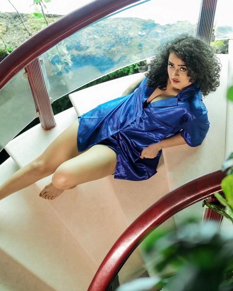 Apsara Rani 8