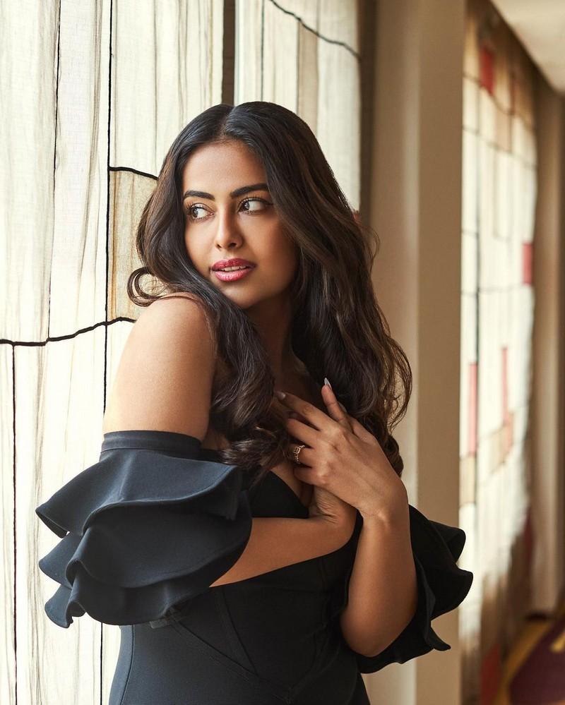 Avika Gor 10