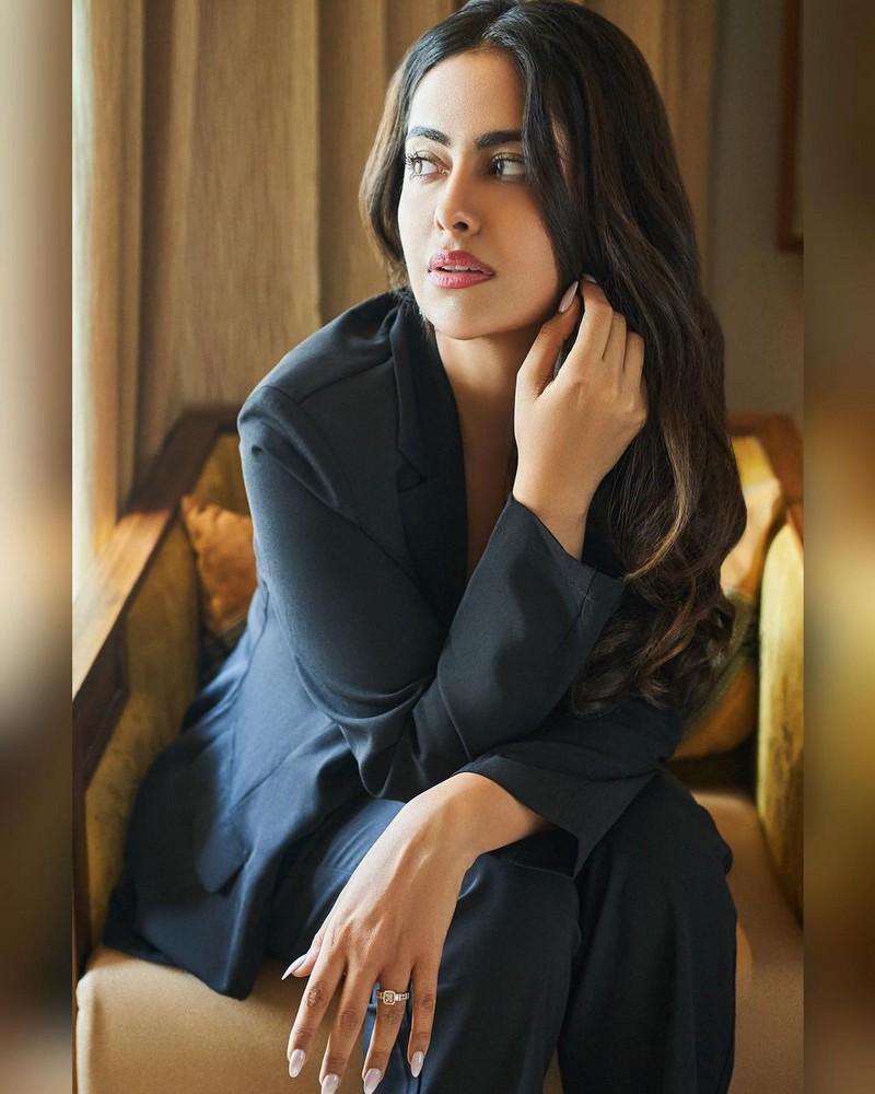 Avika Gor 3