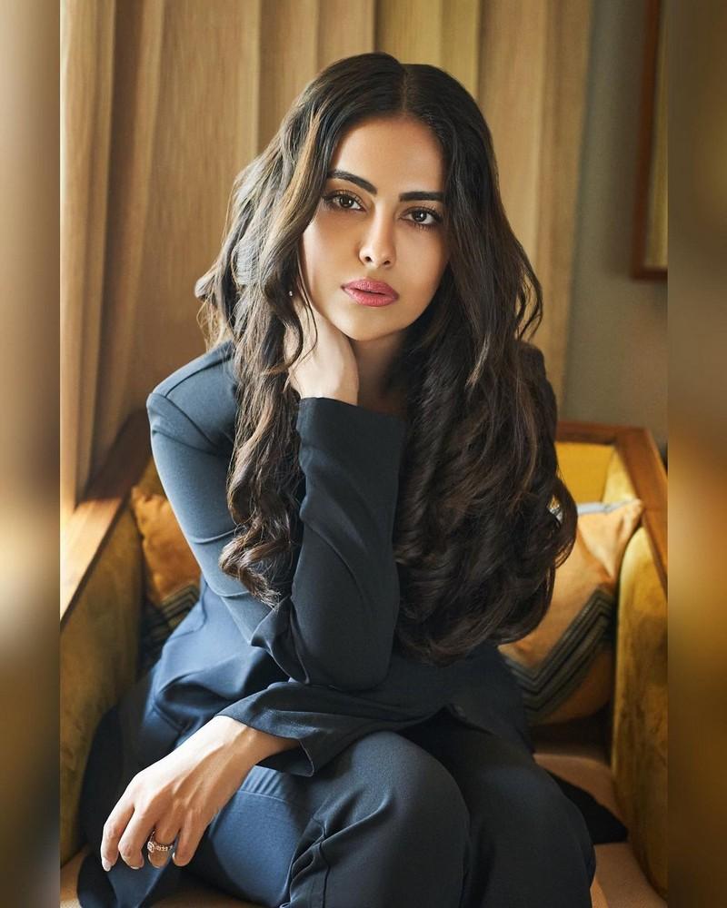 Avika Gor 5
