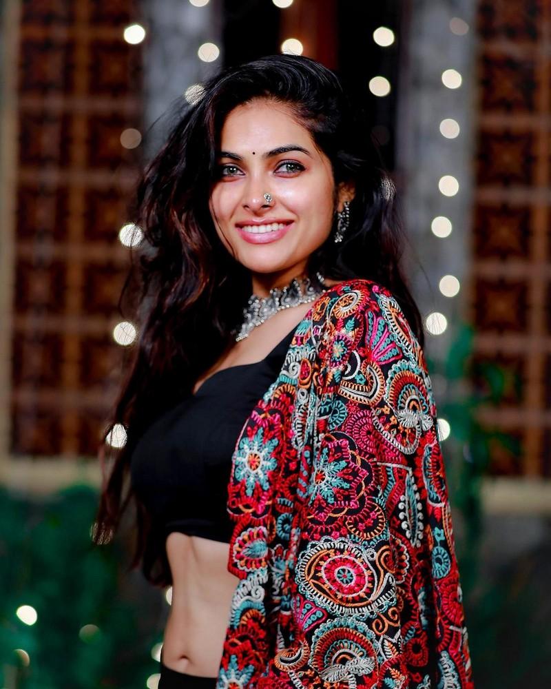 Divi Vadthya 10
