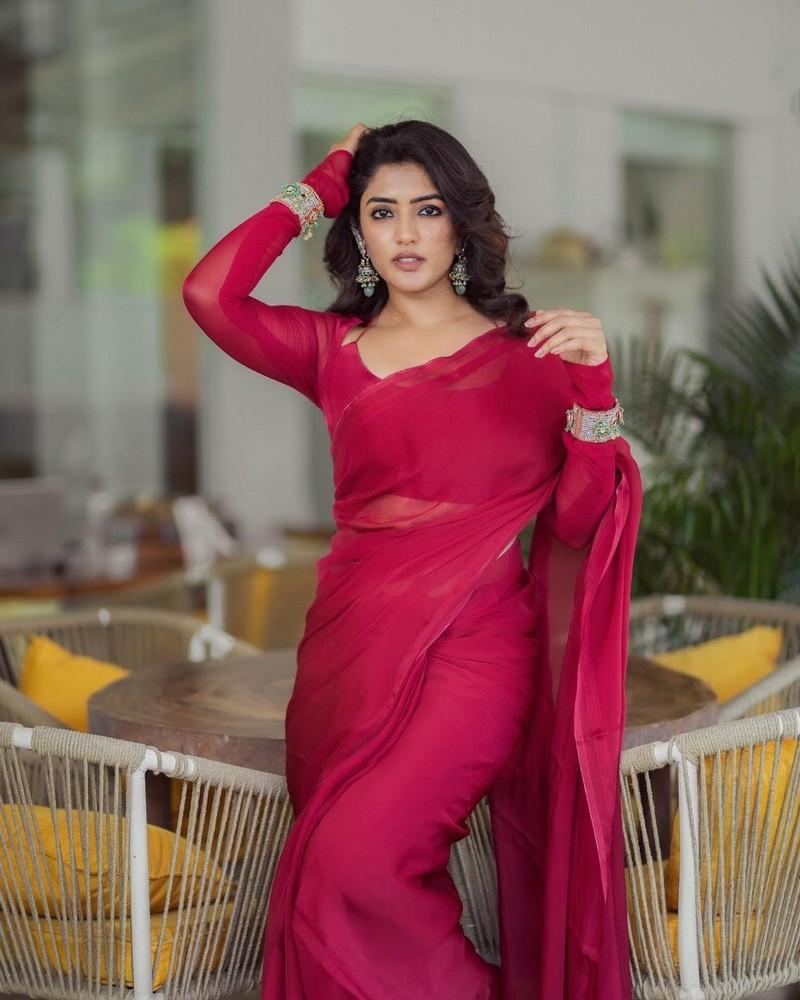 Eesha Rebba 3
