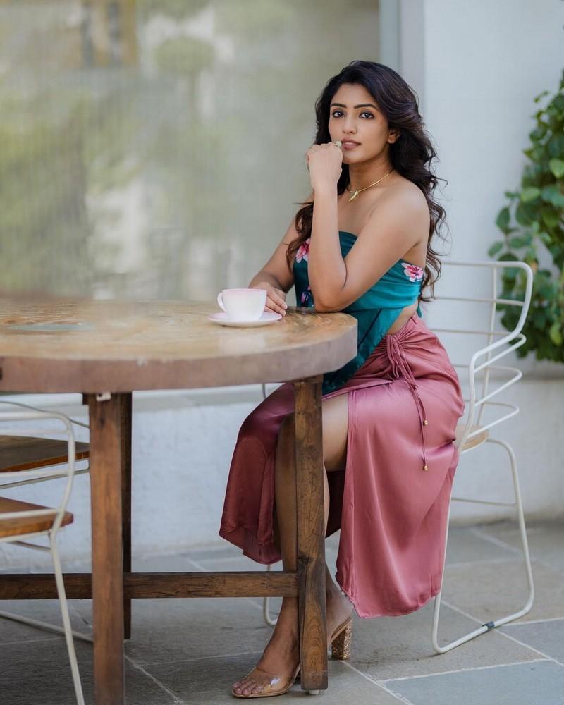 Eesha Rebba 6