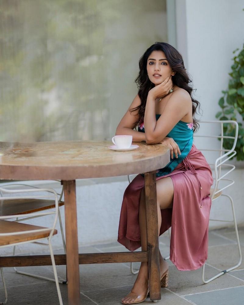 Eesha Rebba 9