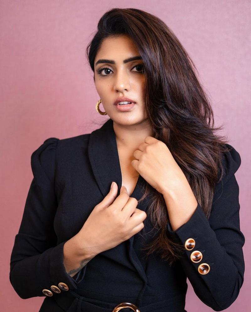 Eesha Rebba 9