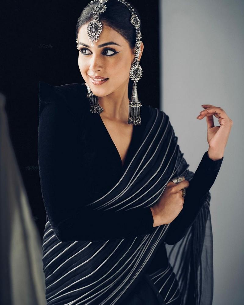 Genelia 4