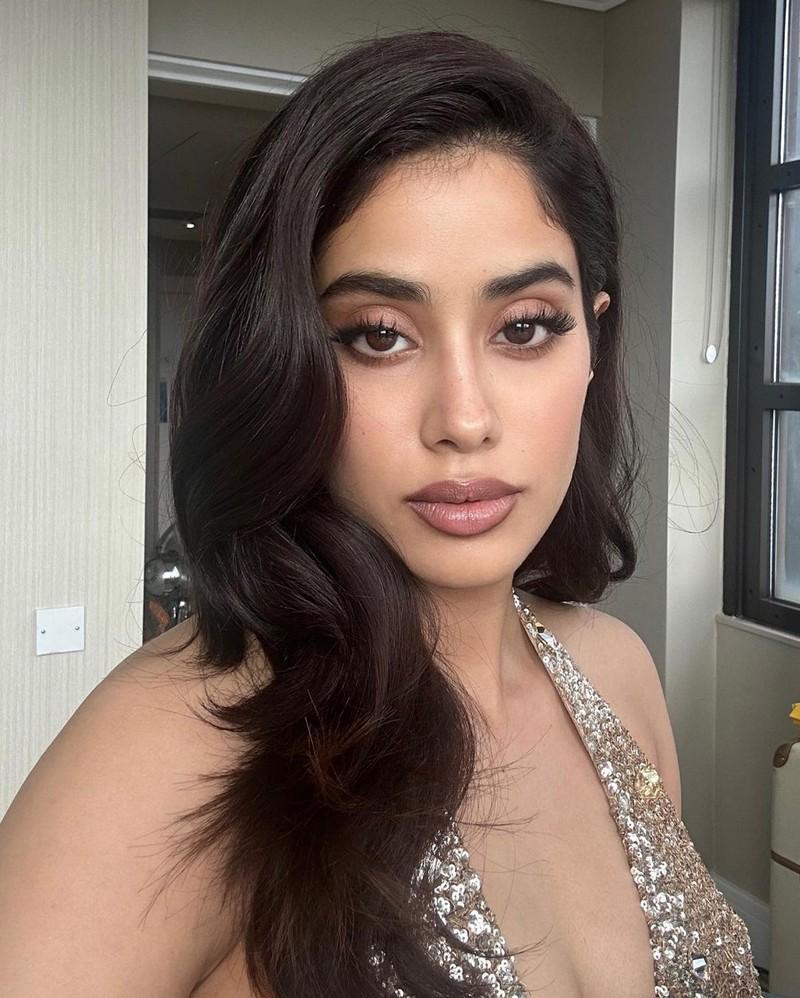 Janhvi Kapoor 5