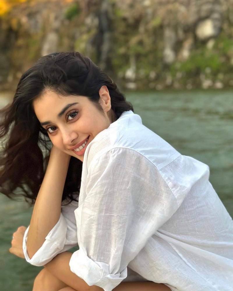 Janhvi Kapoor 2