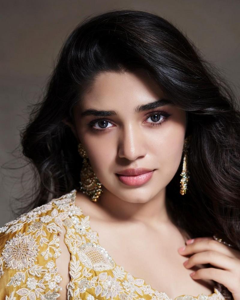 Krithi Shetty 6