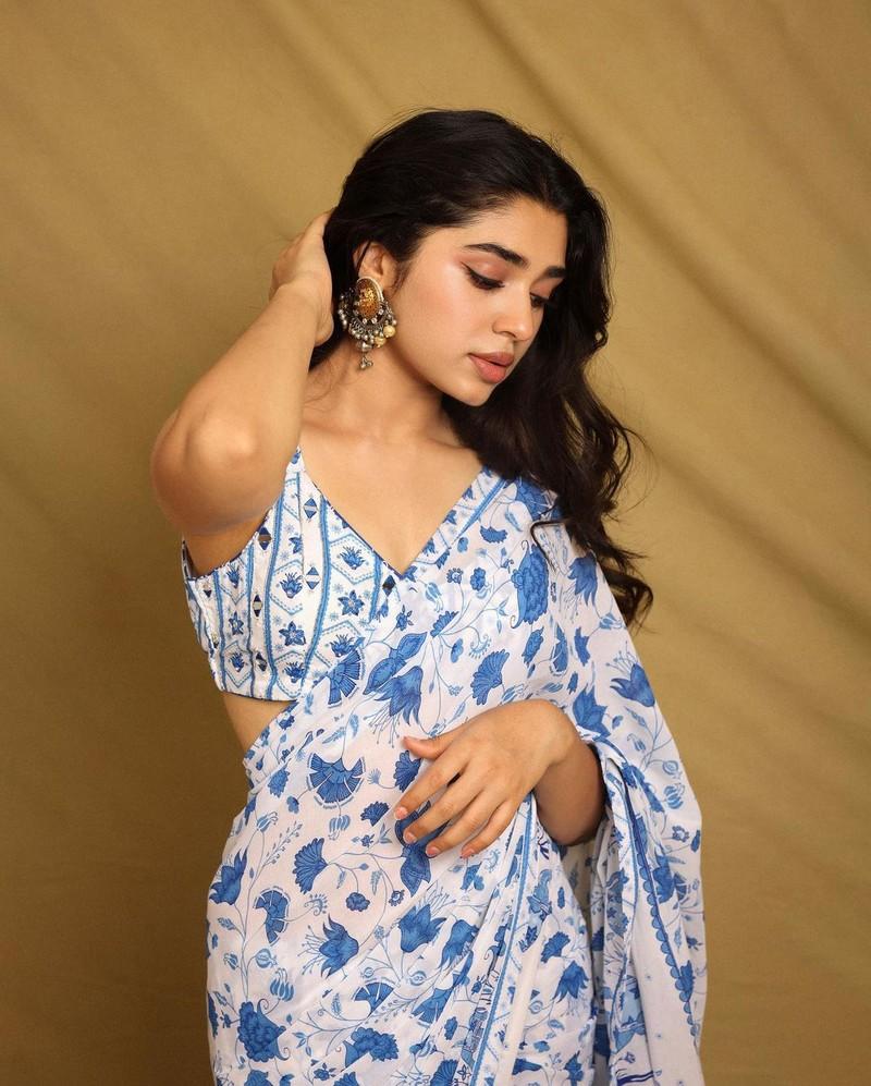Krithi Shetty 11