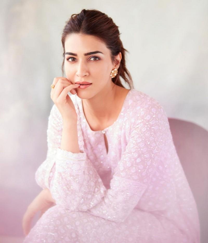 Kriti Sanon 7