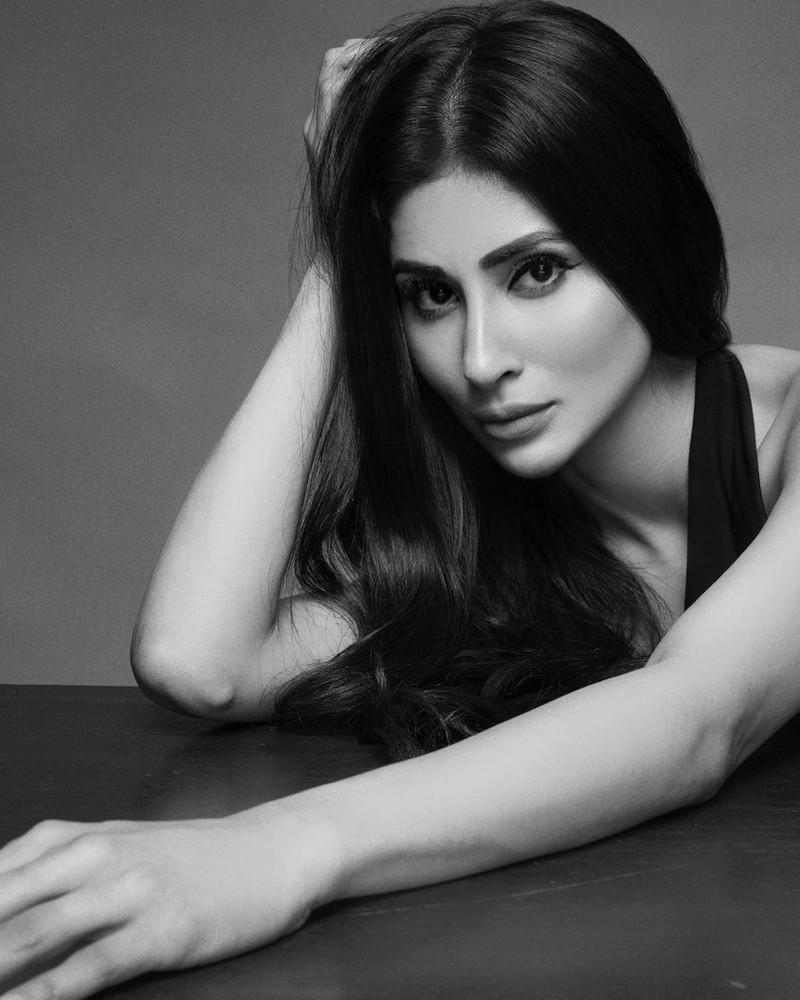 Mouni Roy 2