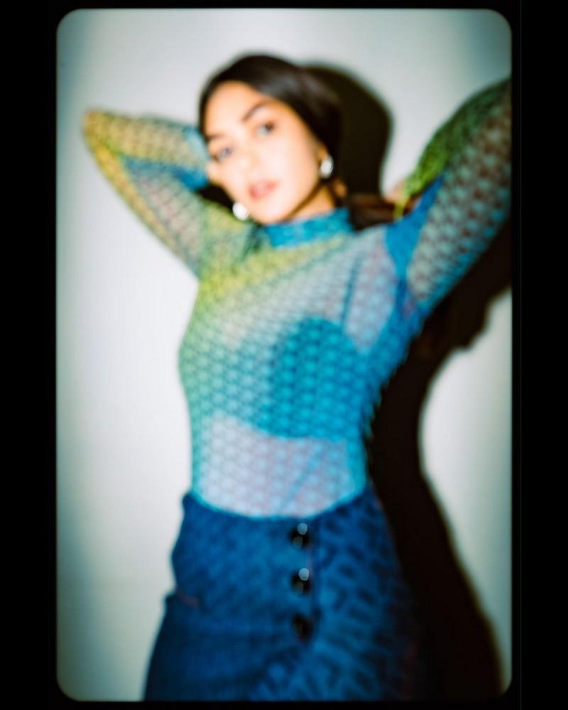 Mrunal Thakur 9