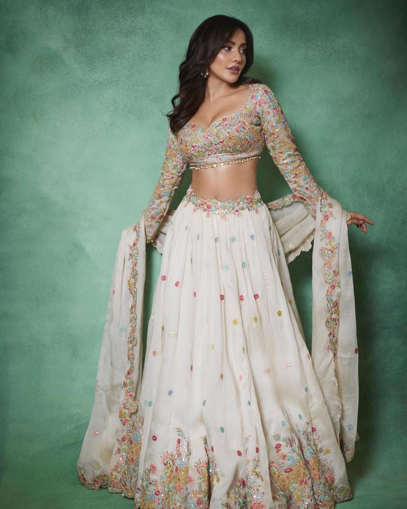 Neha Sharma 10