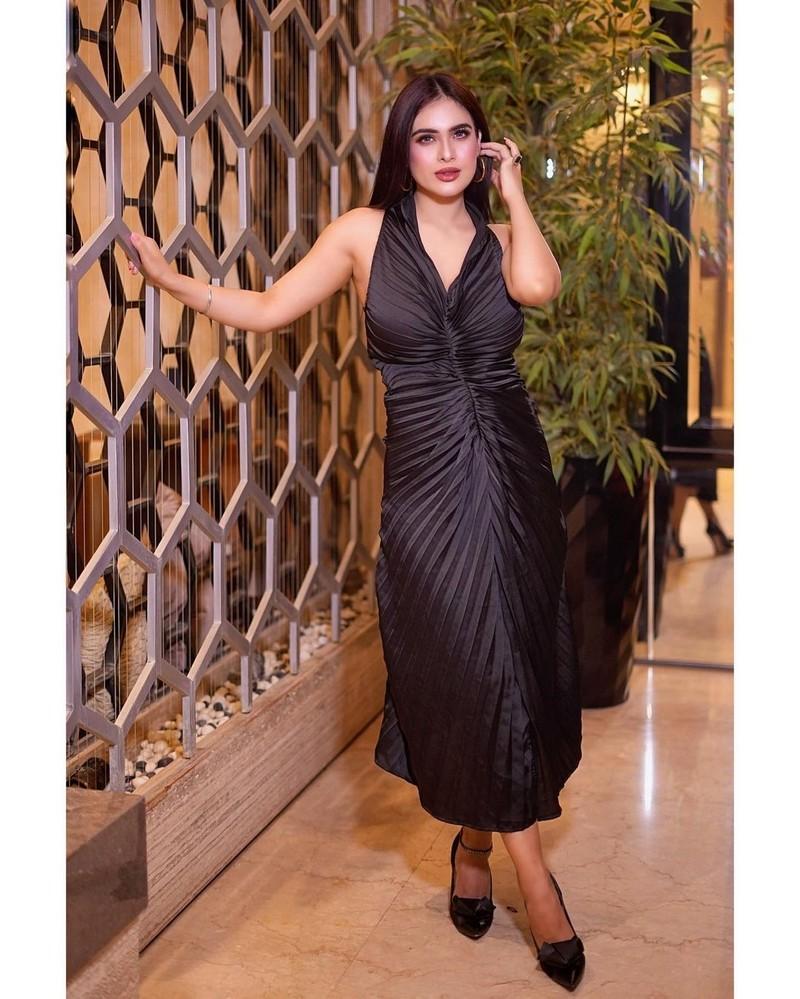 Nehhaa Malik 10