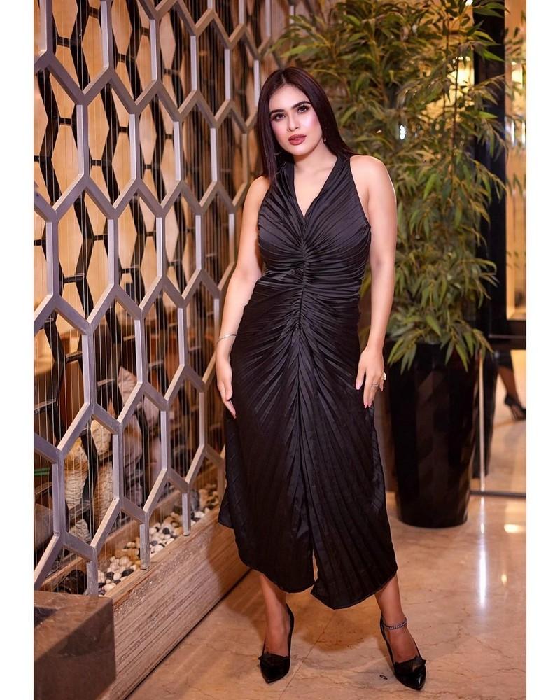 Nehhaa Malik 7