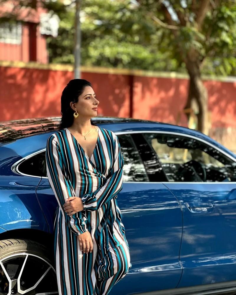 Niharica Raizada 2