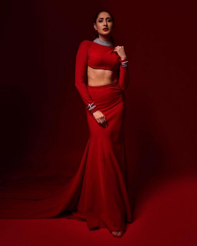 Pragya Jaiswal 2