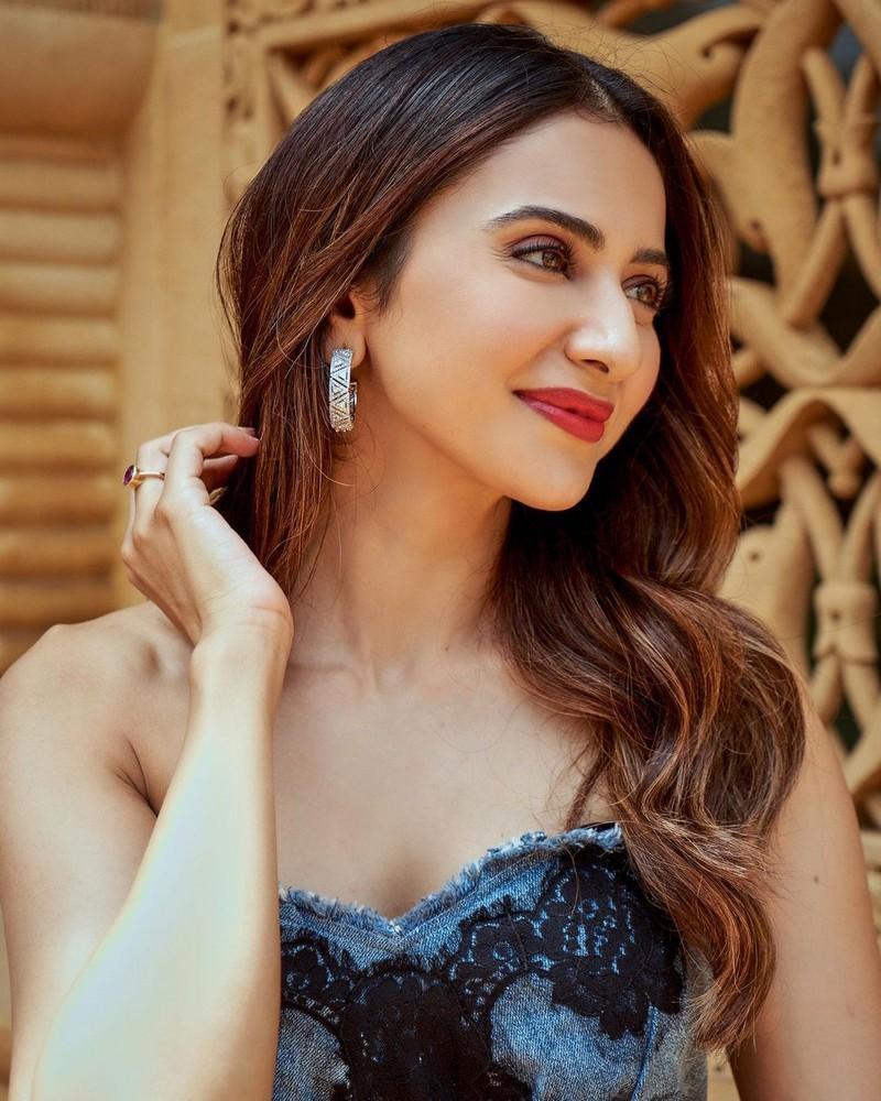 Rakul 6