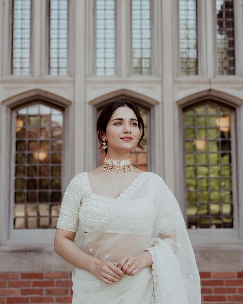 Ruhani Sharma 3