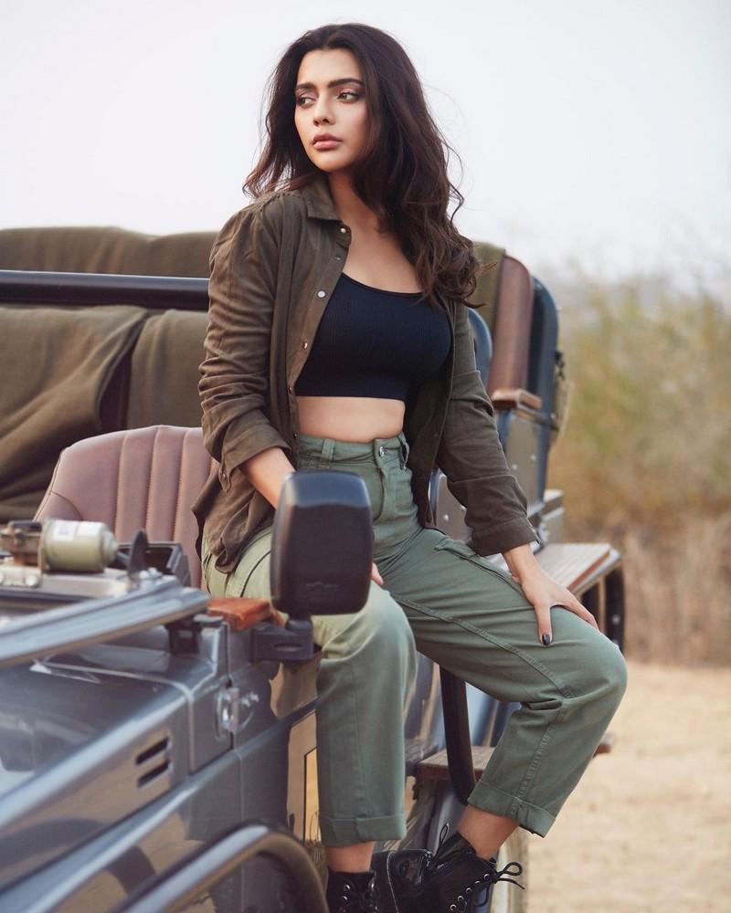 Ruhii Siingh 5