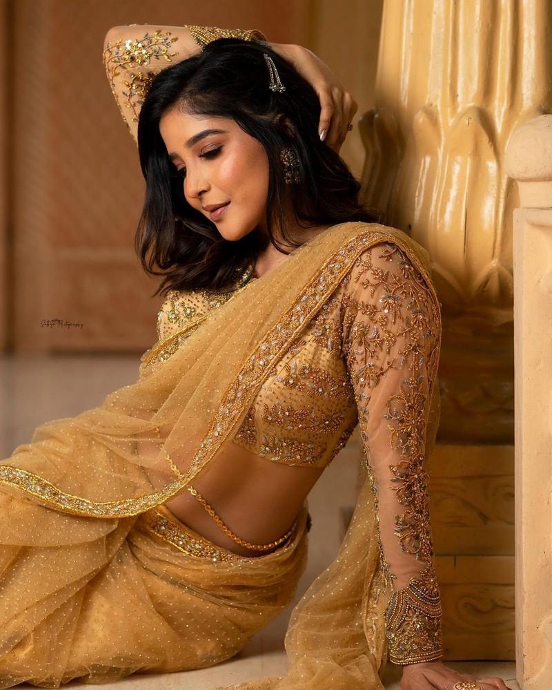 Sakshi Agarwal 1
